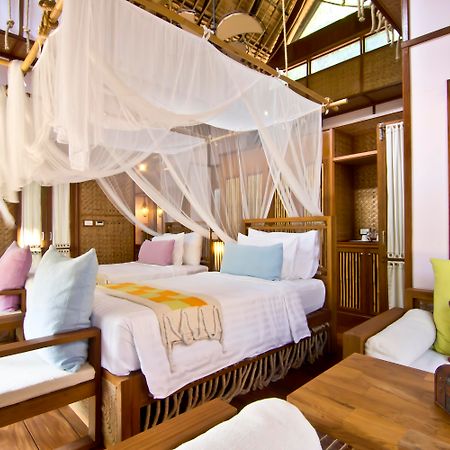 The Float House River Kwai Сайок Экстерьер фото